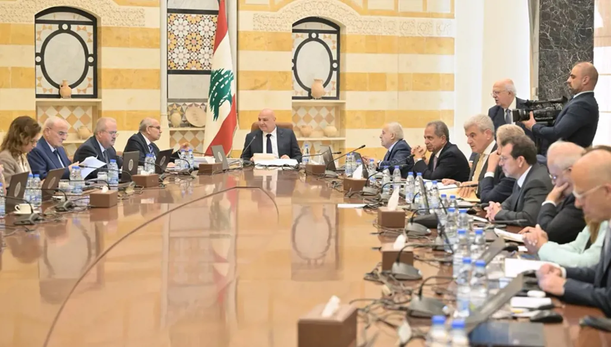 U.S. Envoy Concludes Lebanon Visit with Call for Disarmament