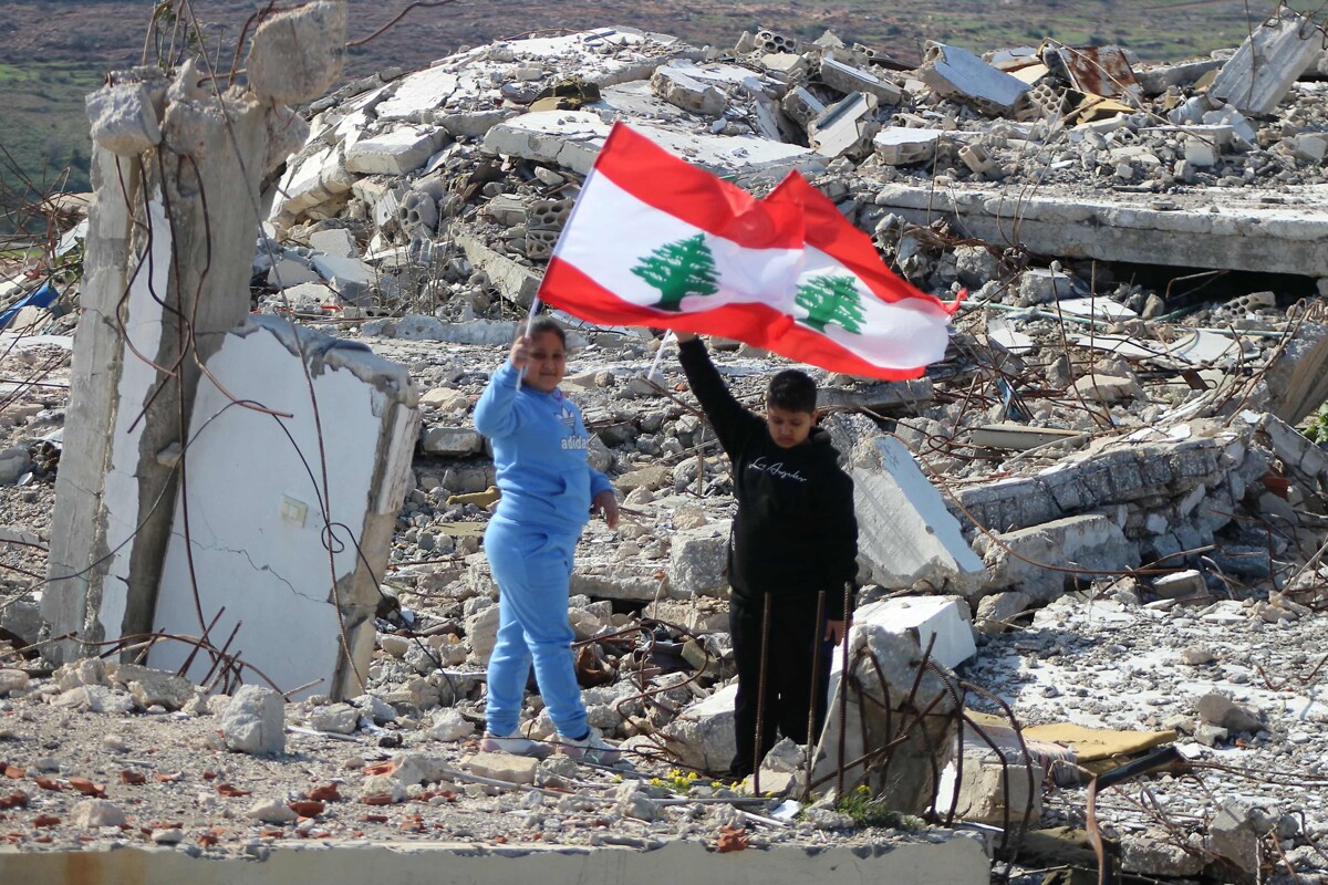 Israeli Airstrike Injures Five in Lebanon