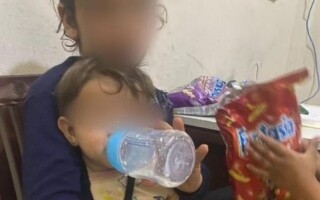 Ливанец выбросил своих четверых детей на улицу после разногласий с женой