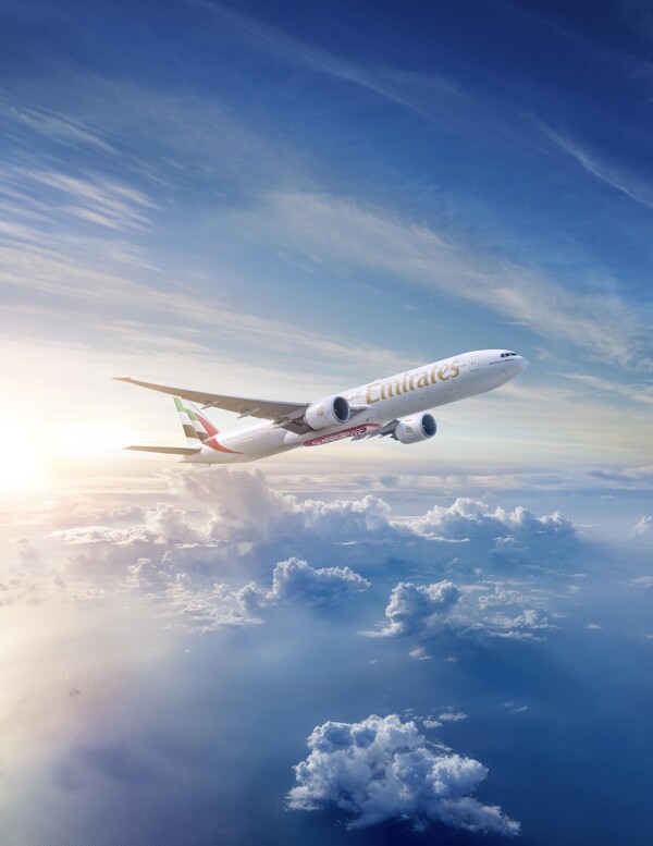 Emirates Airlines Extends Flight Cancellations to Beirut