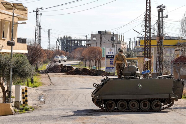 Hundreds Attempt to Enter Southern Lebanon Villages